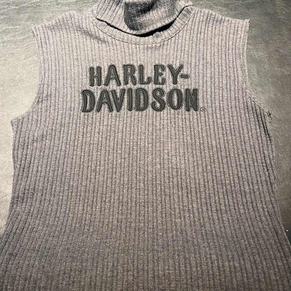 Harley-Davidson Ribbed Sleeveless Turtleneck in Gray with Black Logo